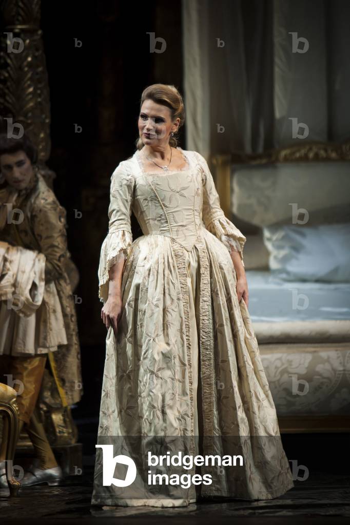 Ainhoa Arteta as Manon (photo)