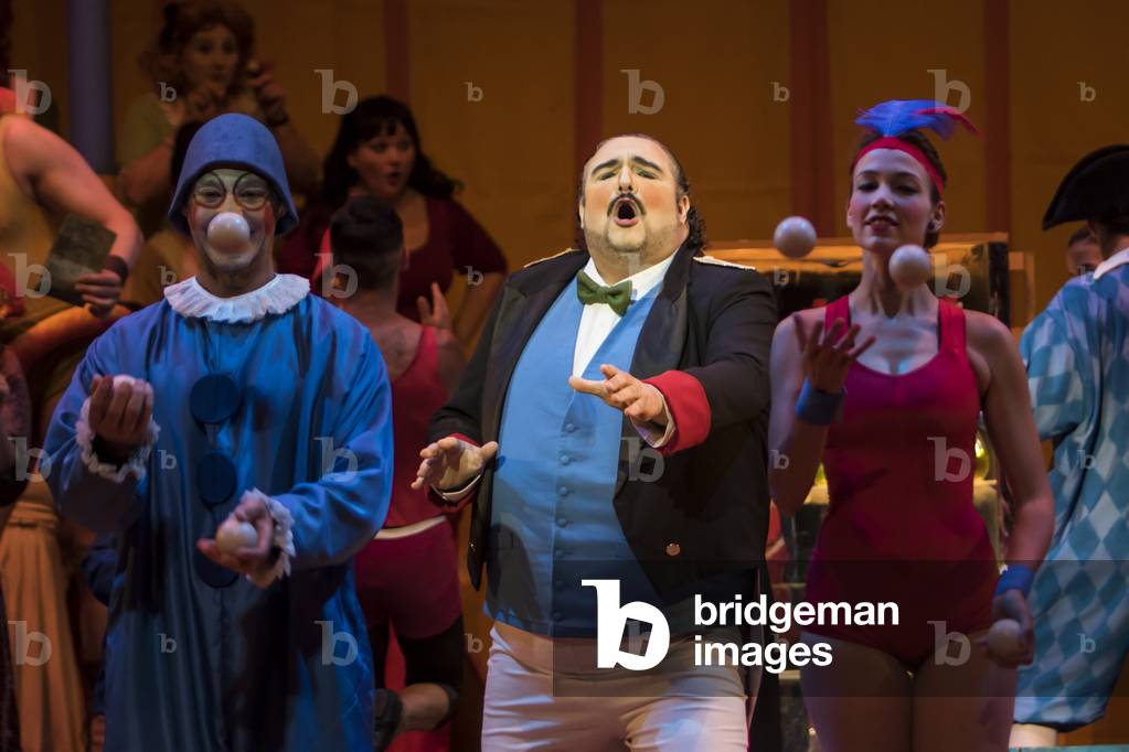 Kiril Manolov as Doctor Dulcamara (photo)