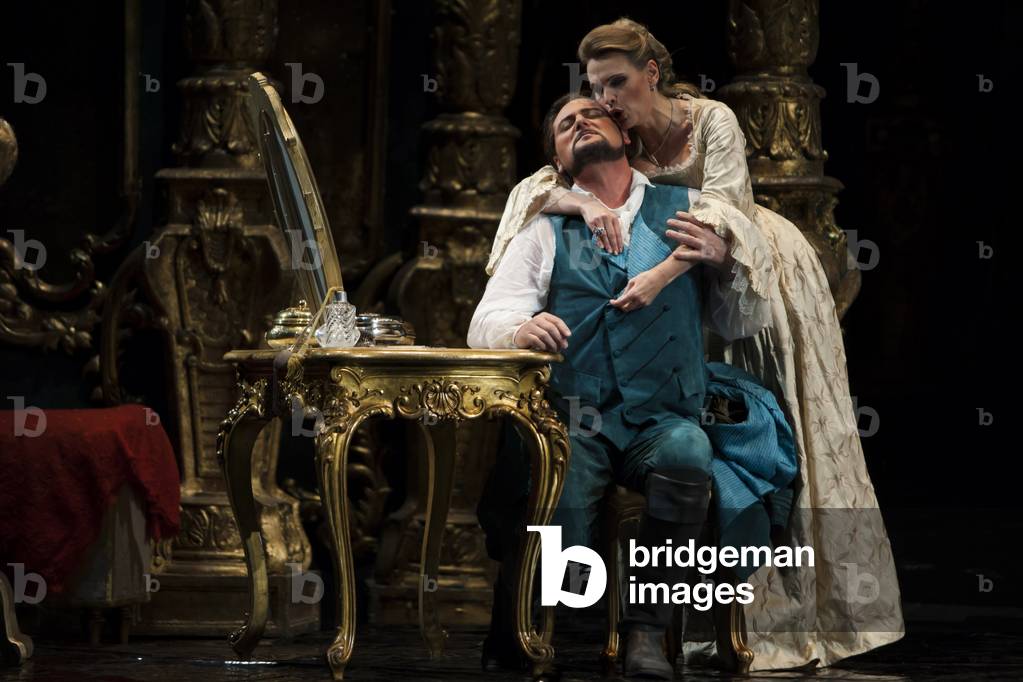 Ainhoa Arteta as Manon and Walter Fraccaro as Des Grieux (photo)