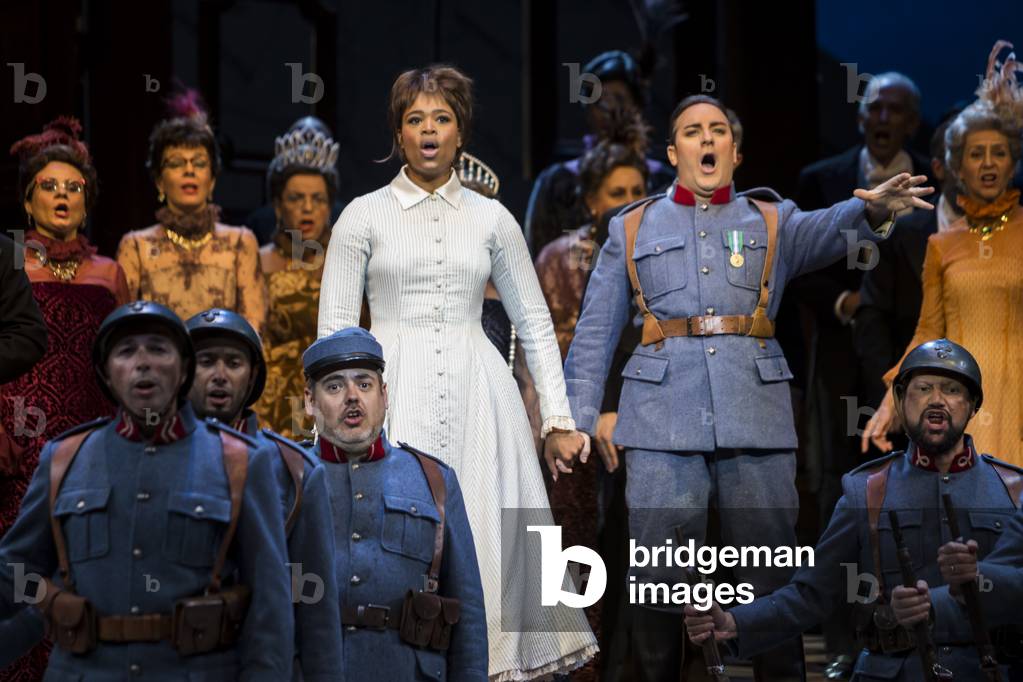 Pretty Yende as Marie and John Osborn as Tonio (photo)