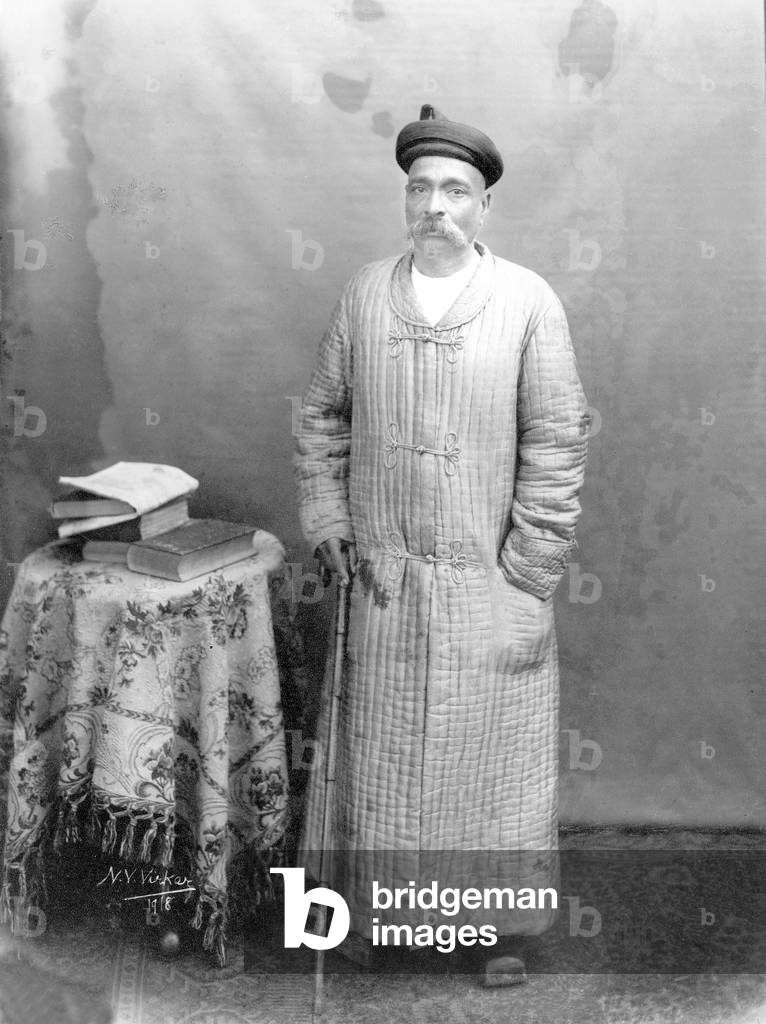 Indian freedom fighter, Lokmanya Tilak, India, 1910 (b/w photo)