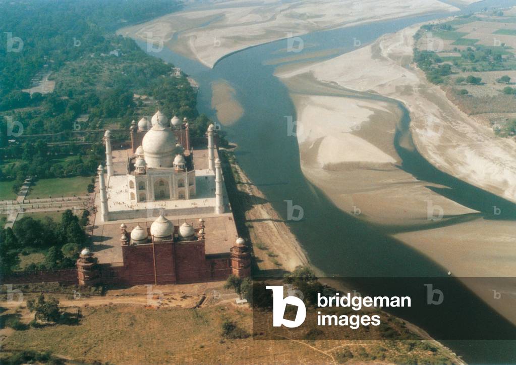 The Taj Mahal, Agra, India (photo)