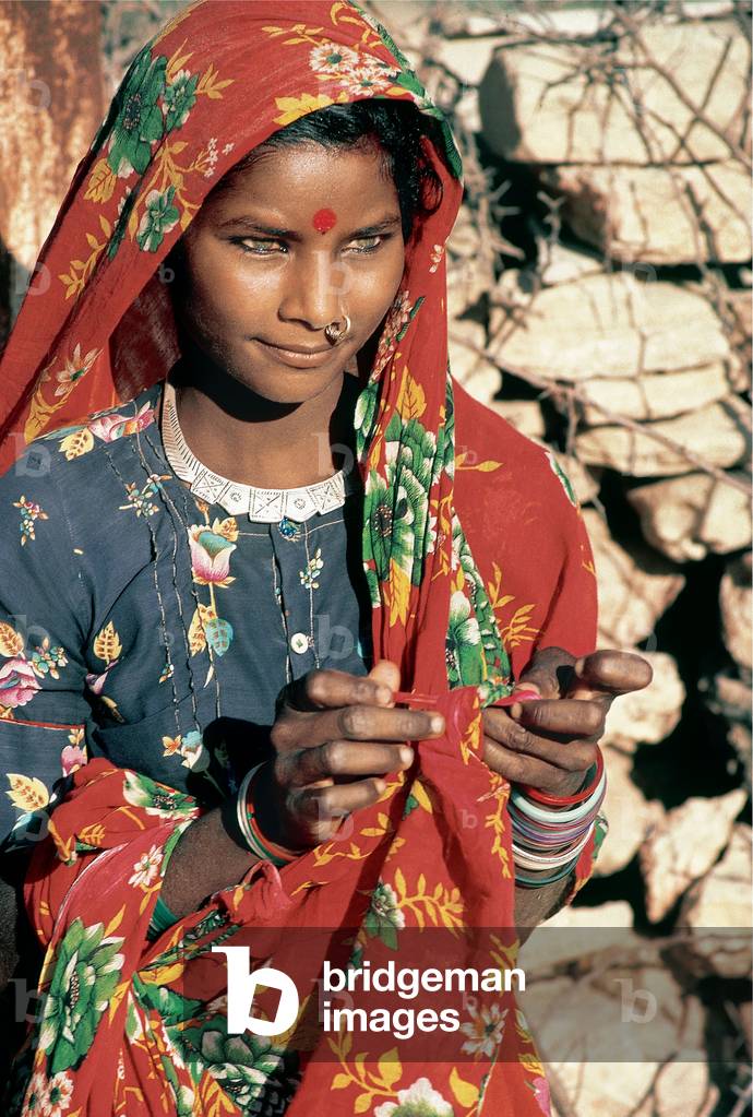 Rural girl (photo)