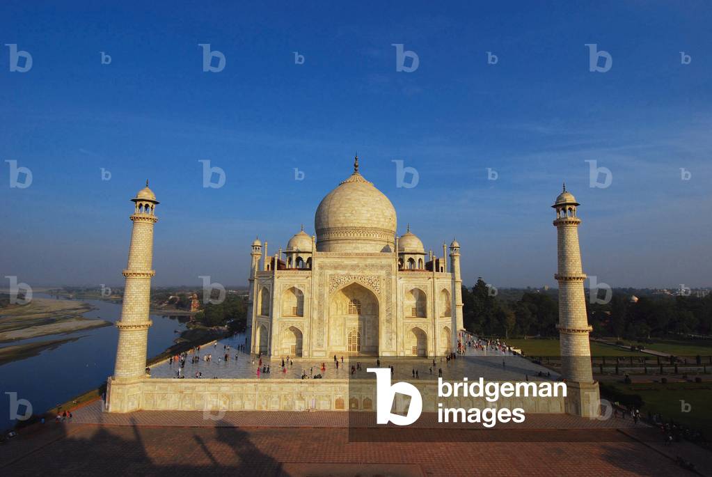 The Taj Mahal, Agra, India (photo)