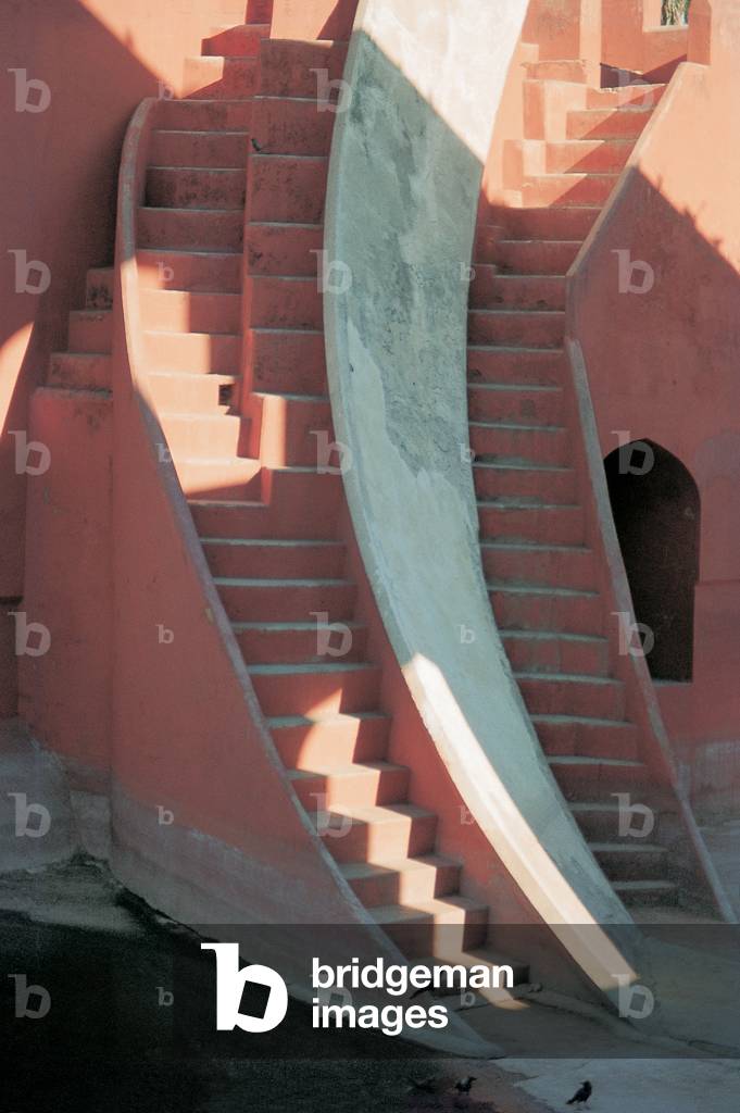 Jantar Mantar astronomical observatory (photo)