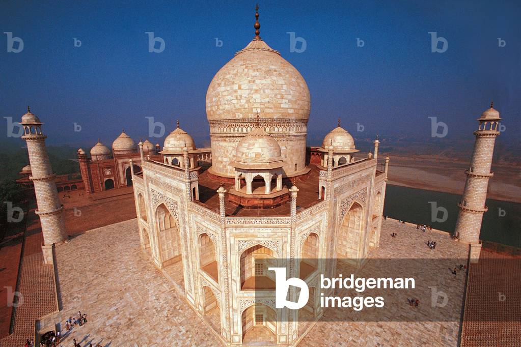 The Taj Mahal, Agra, India (photo)