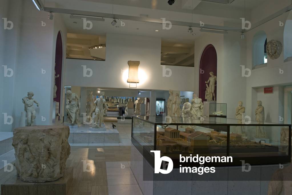 Exhibits from the Roman era site of Leptis Magna [Gallery 9] in the Jamahiriya Museum, Green Square (Martyrs' Square), Tripoli, Libya  (photo)