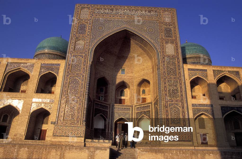 Mir i Arab Medrassa, Bukhara, Uzbekistan, 2004 (photo)