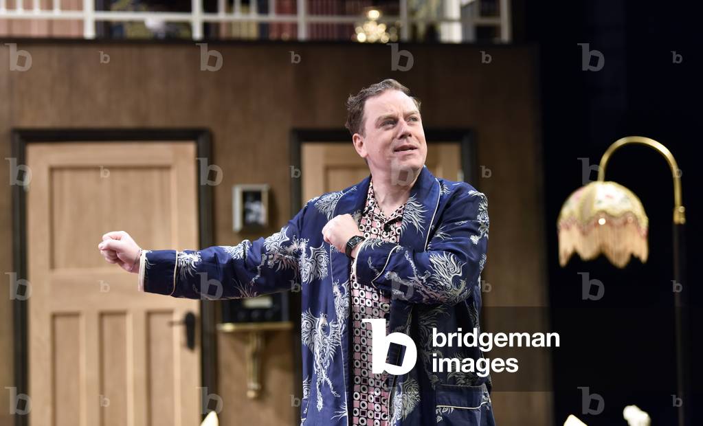 Rufus Hound (Playing Garry Essendine) in a scene from Present Laughter by Noel Coward, Chichester Festival Theatre, Chichester, Sussex, United Kingdom. Wednesday 25 April 2018.