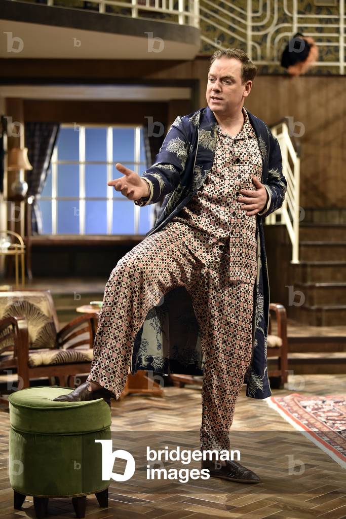 Rufus Hound (Playing Garry Essendine) in a scene from Present Laughter by Noel Coward, Chichester Festival Theatre, Chichester, Sussex, United Kingdom. Wednesday 25 April 2018.