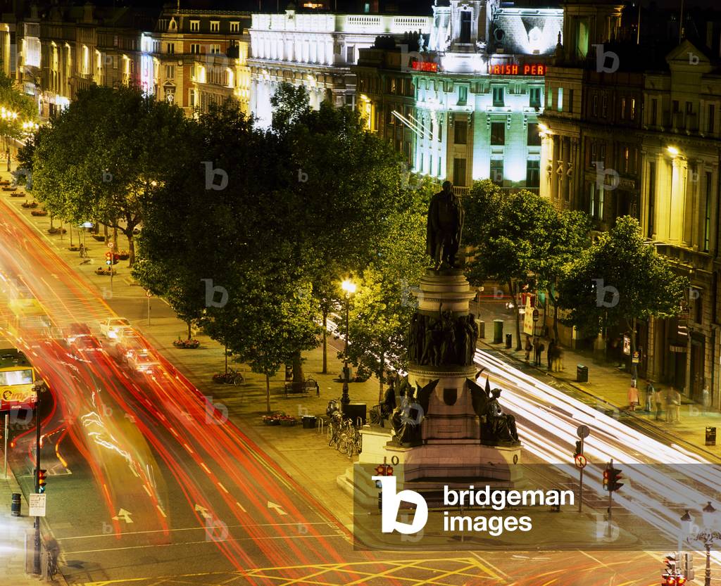 O'connell Street, Dublin, Ireland (photo)