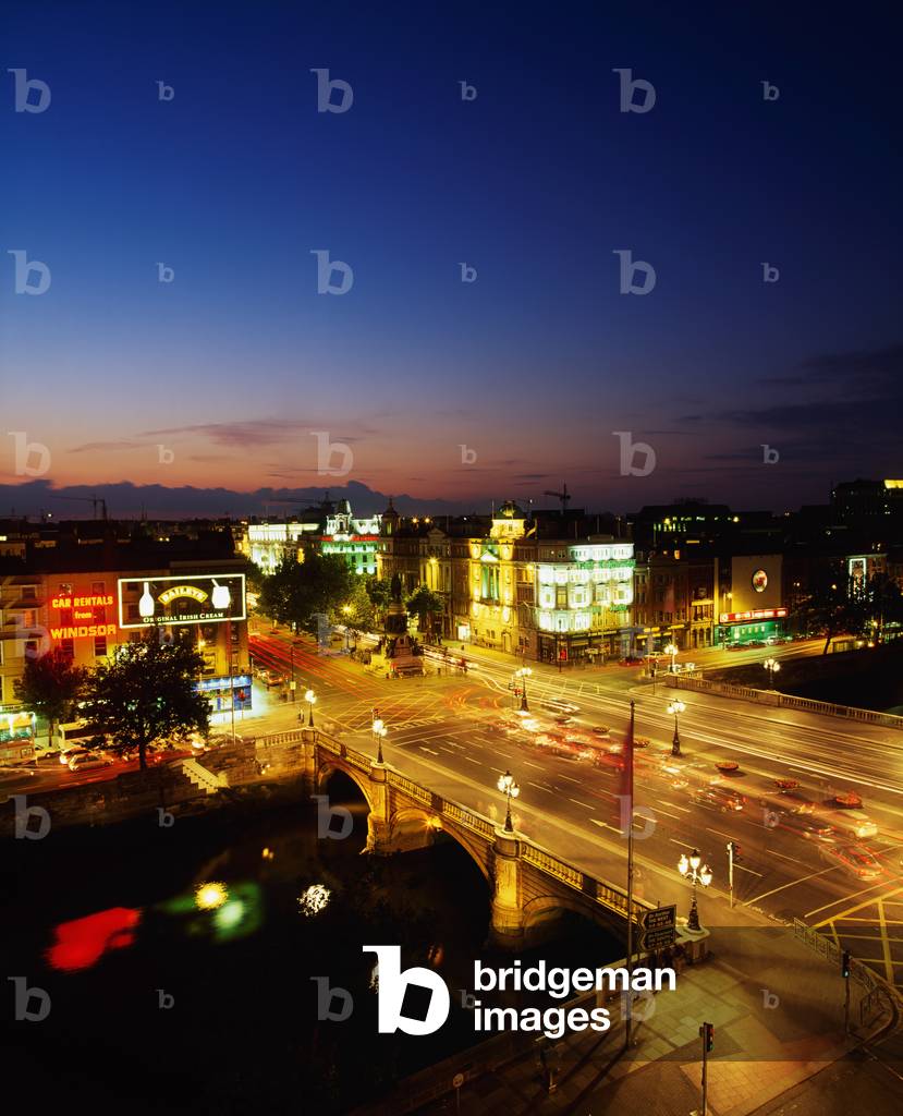 O'connell St Bridge, River Liffey, Dublin City, Ireland. (photo)