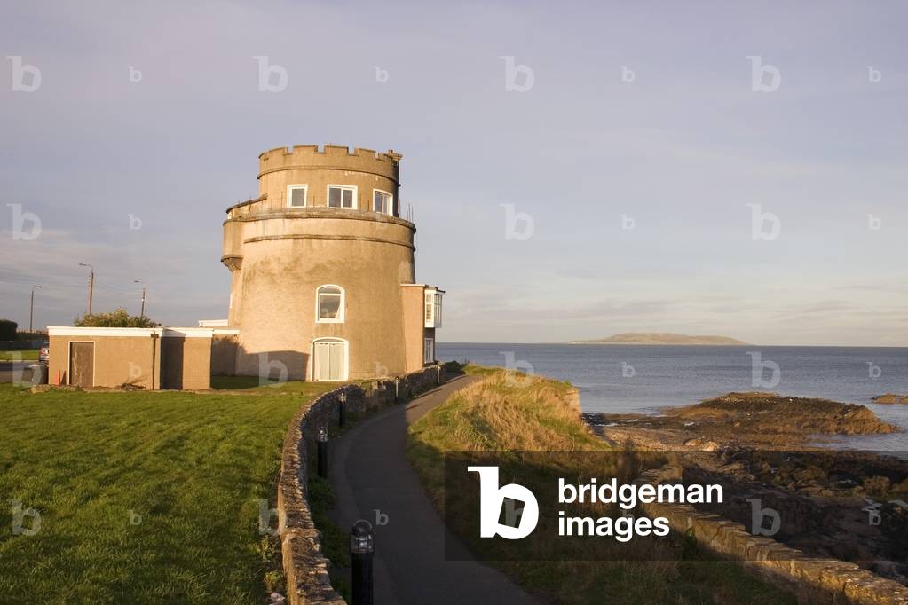 Martello Tower, Ireland; Tower Near The Water (photo)