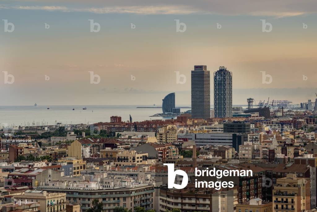 View of Barcelona at sunrise, Barcelona, Catalonia, Spain (photo)