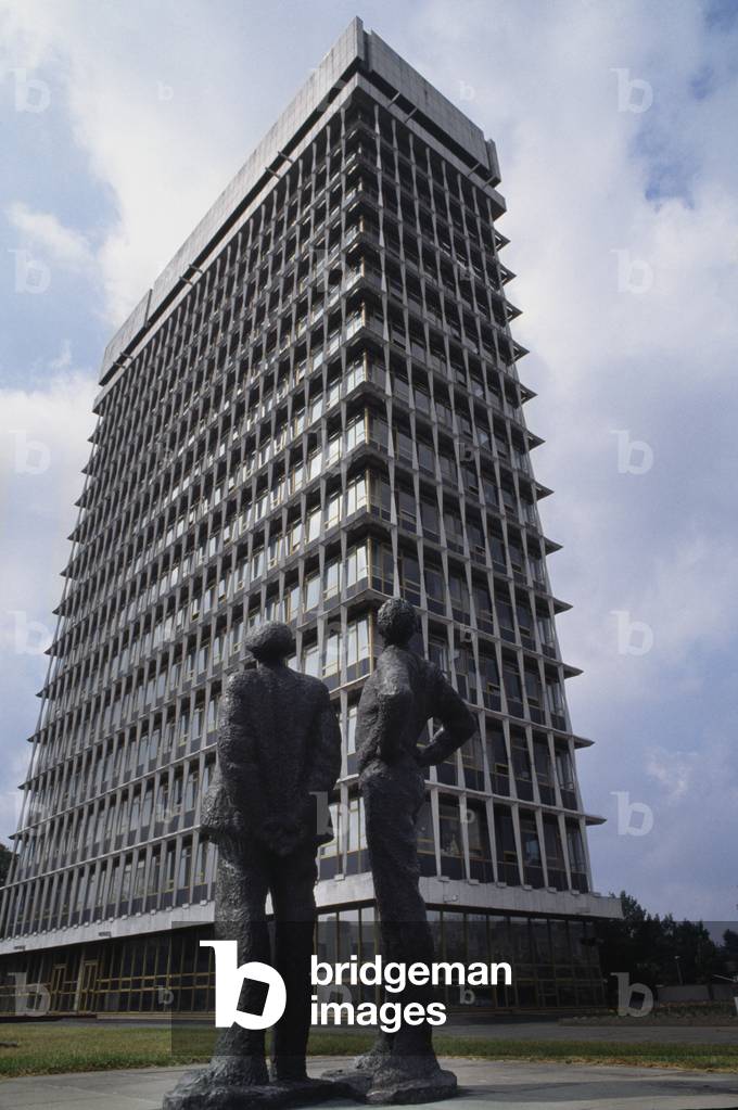 Statue In Front Of County Council Office, Cork City, County Cork, Ireland (photo)
