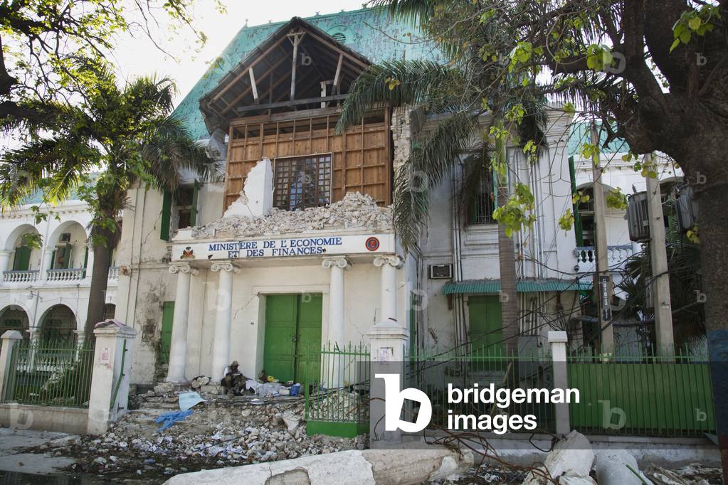 The Building of Ministère De L'économie Et Des Finances after the Earthquake, Port-Au-Prince, Haiti (photo)