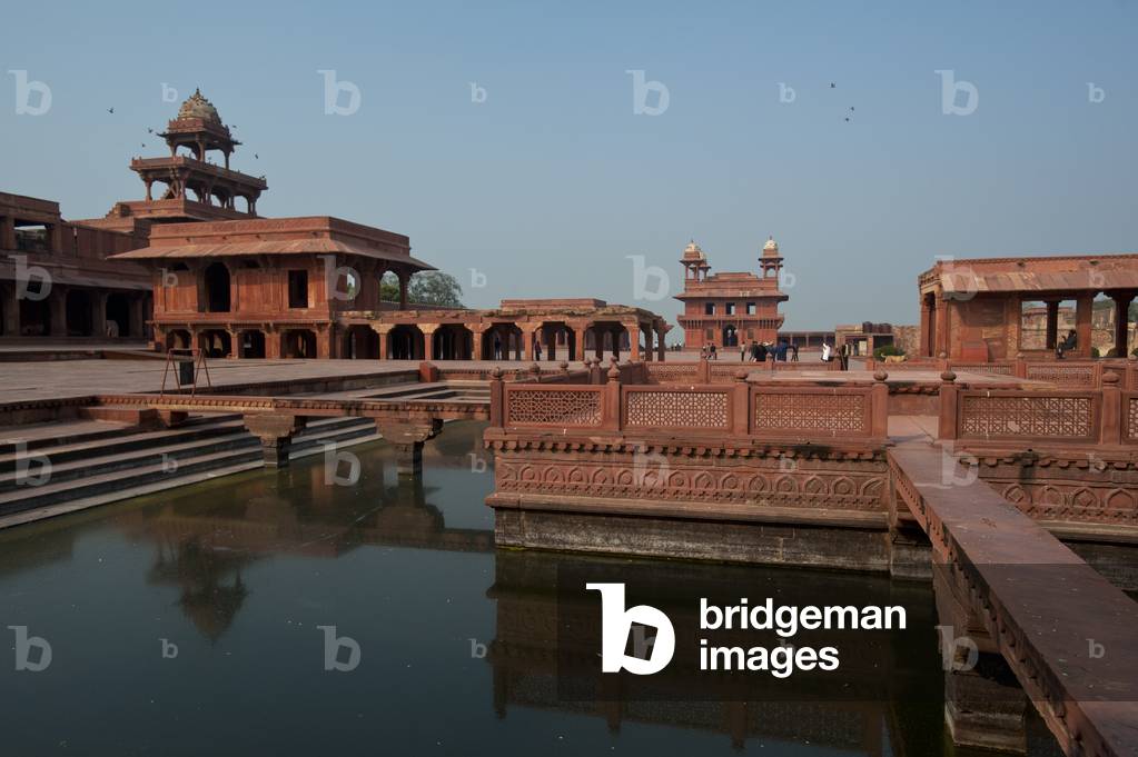 Looking across the Anup Talao, Fatehpur Sikri, Agra, India (photo)