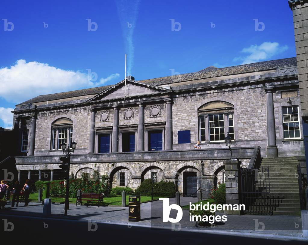 Kilkenny City,Co Kilkenny,Ireland;Exterior View Of Courthouse (photo)