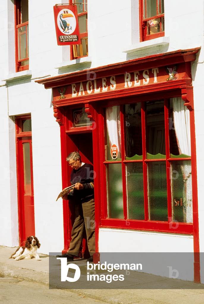 Traditional Pub, Union Hall, Co Cork (photo)
