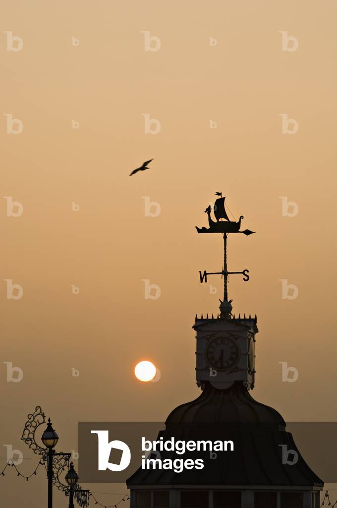 Viking ship weather vane at Viking Bay, Broadstairs, Thanet, Kent, England (photo)