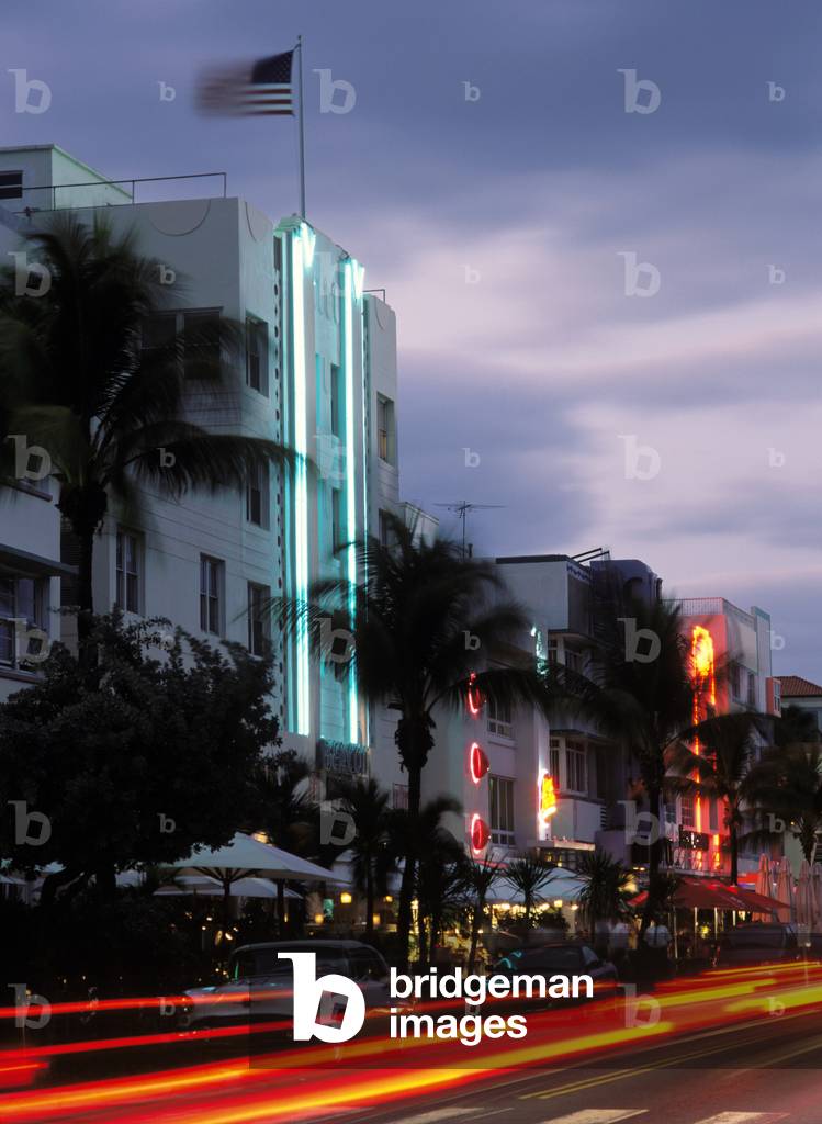 Hotels and Cafes on Ocean Drive at Dusk, South Beach, Miami, Florida, USA(photo)