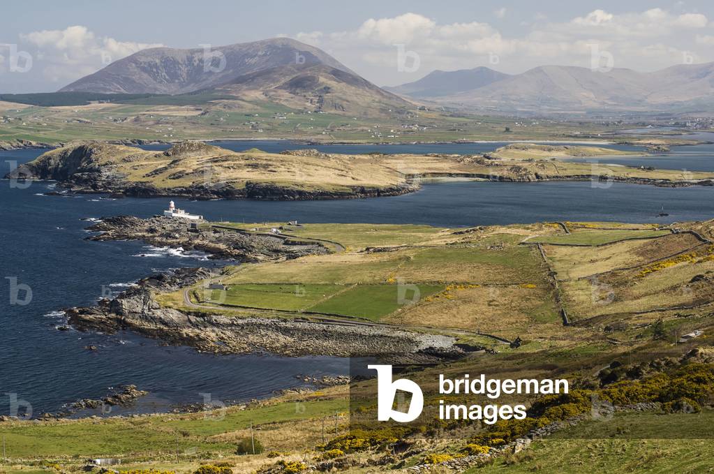 Cromwell Point Lighthouse, Valentia Island, Iveragh Peninsula, County Kerry, Ireland, UK  (photo)