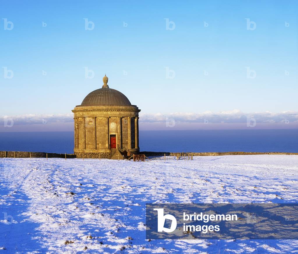 Downhill, Co Londonderry, Northern Ireland, Mussenden Temple (photo)