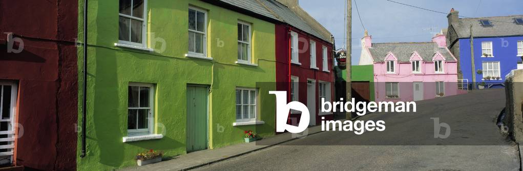 Houses In A Village, Eyeries, County Cork, Republic Of Ireland (photo)