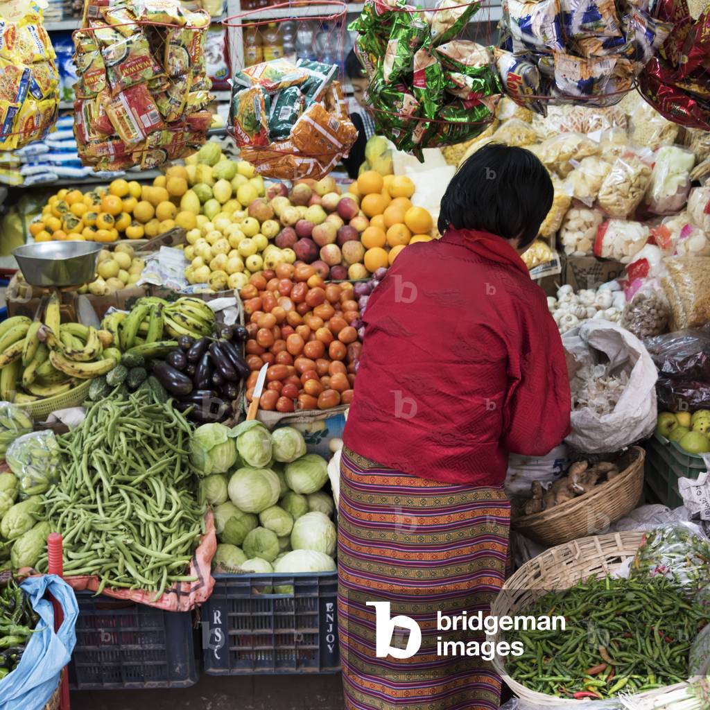 A woman shopping for fresh produce, Thimphu, Bhutan (photo)