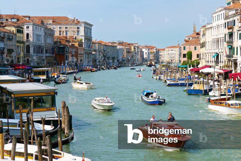 Gondolas on Grand Canal, Venice, Italy (photo)
