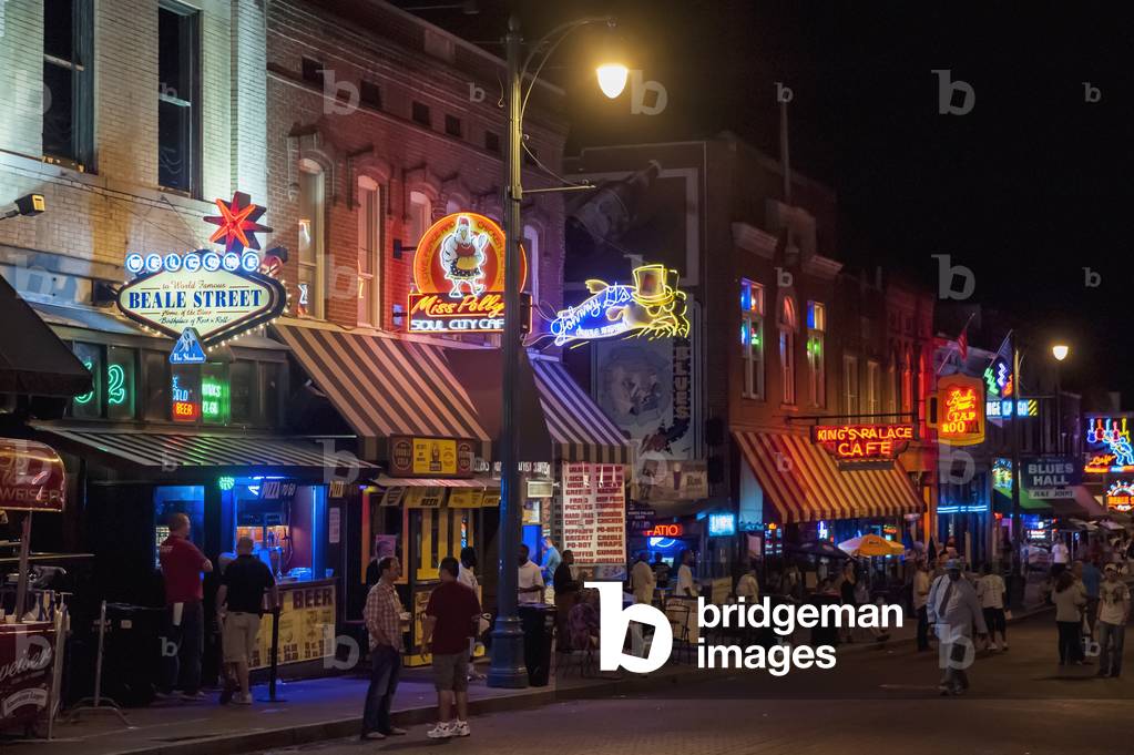 USA, Tennessee, Beale Street at night, Memphis (photo)