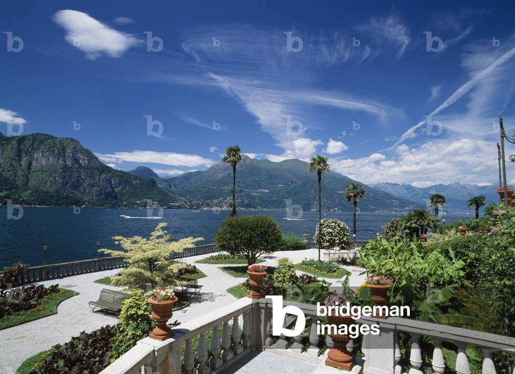Bellagio Garden at The Grand Hotel, Lago di Como, Italy (photo)