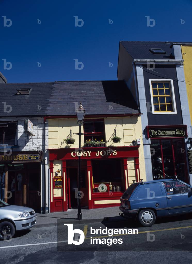 Westport,Co Mayo,Ireland;Shopfronts (photo)
