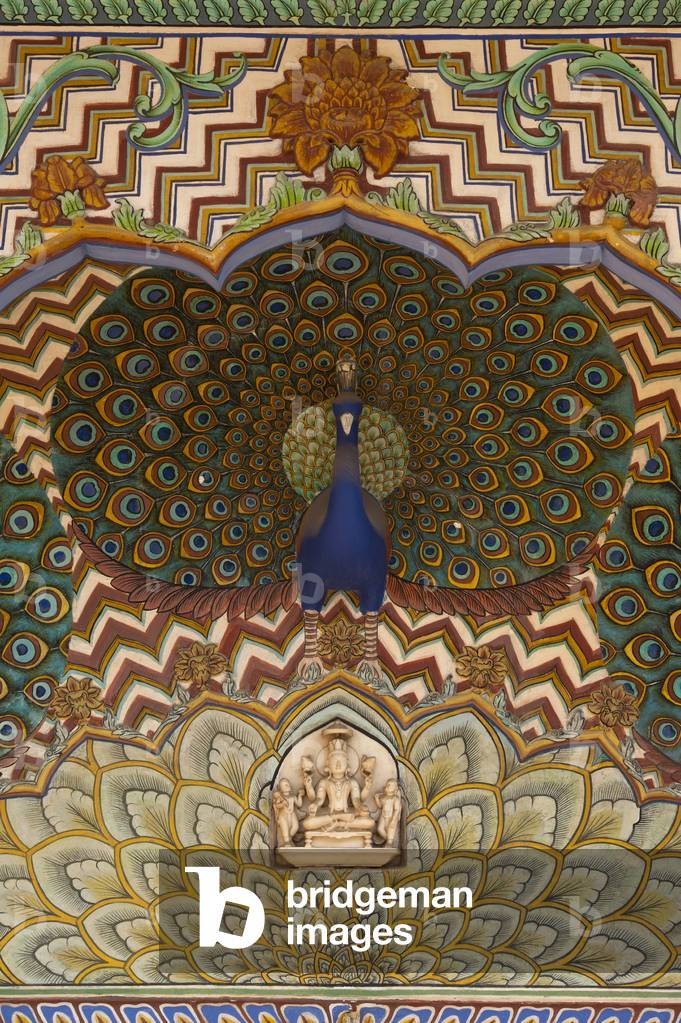Detail of doorway in the City Palace, Jaipur, Rajasthan, India (photo)