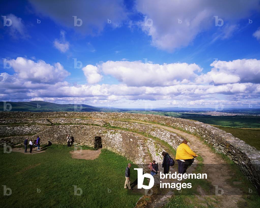 Co Donegal, Ireland, Grianan Of Aileach (photo)