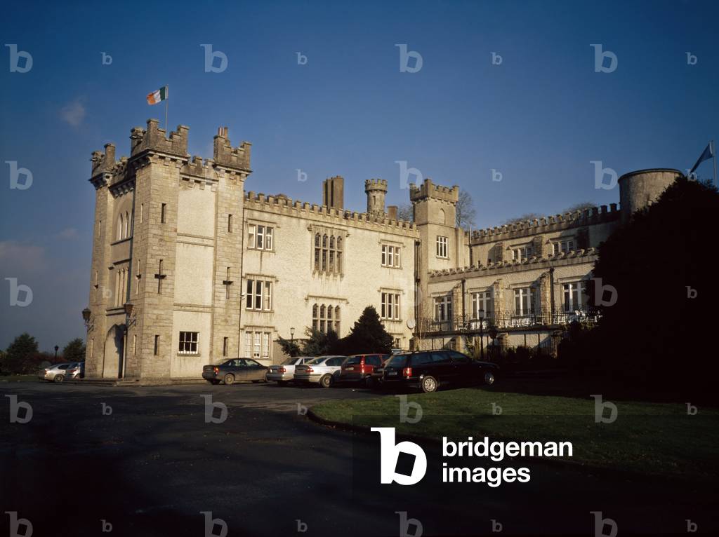 Kingscourt, Co Cavan, Ireland, Cabra Hotel (photo)