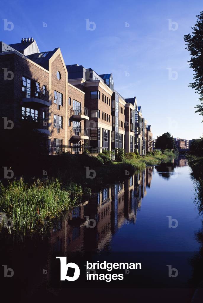 Dublin, Co Dublin, Ireland, New Grand Canal Side Apartments At Herbert Bridge (photo)