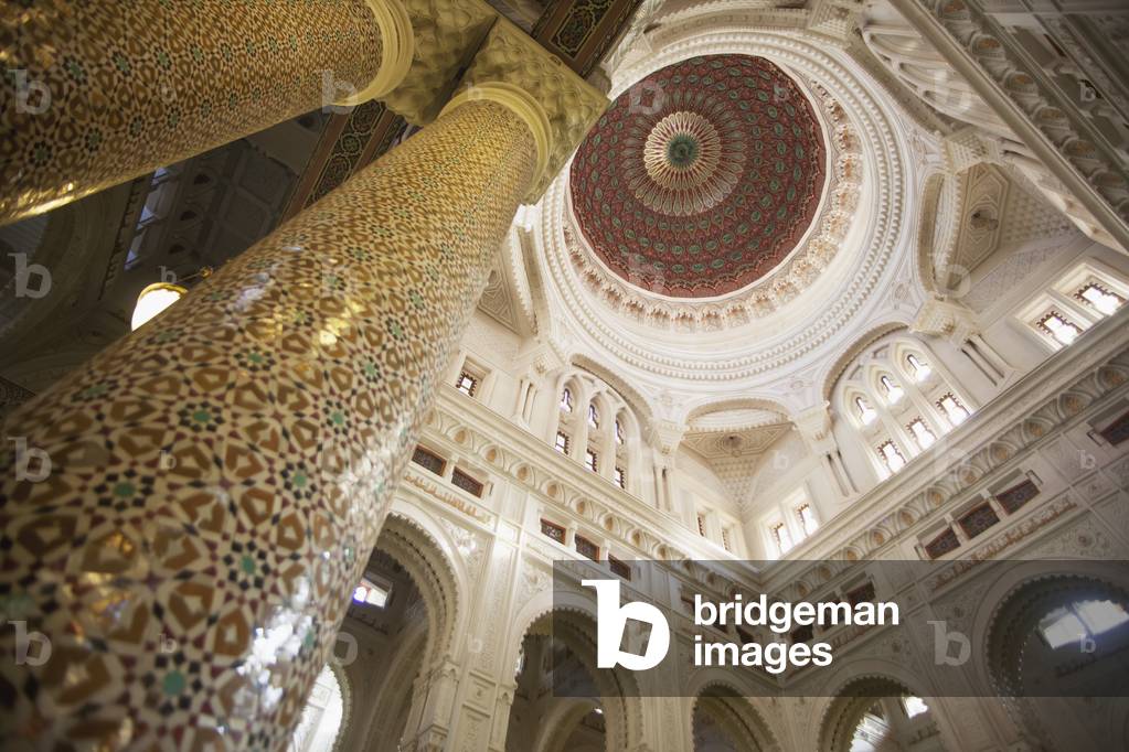Interior and dome, Mosque of Emir Abdel Kader, Constantine, Algeria (photo)