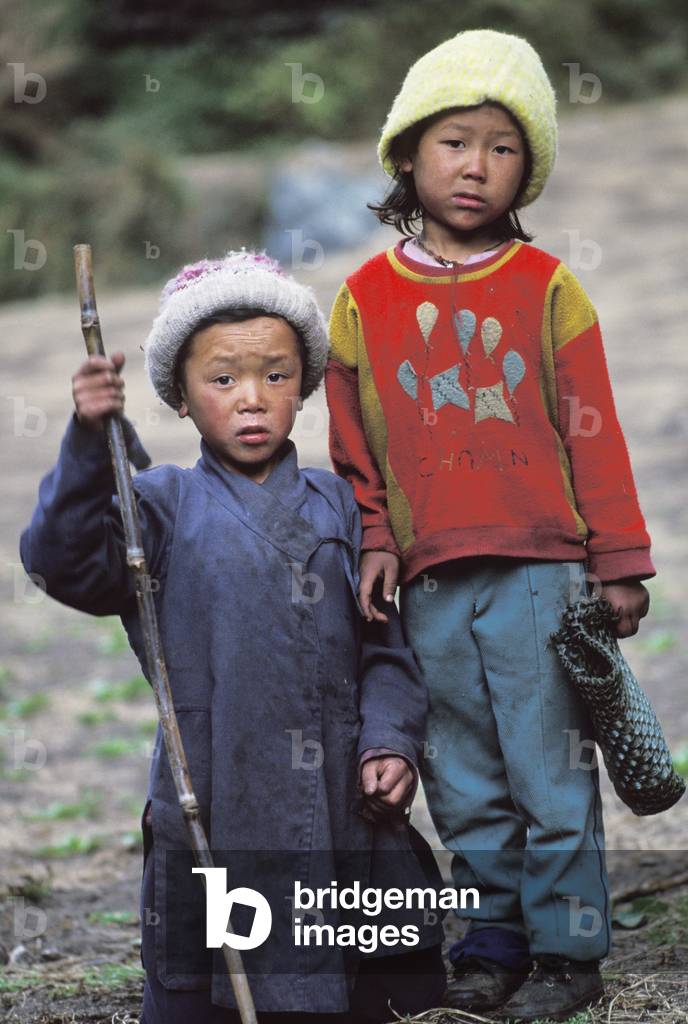 Small Children, Namche Bazaar, Solo Khumbu Region, Nepal (photo)
