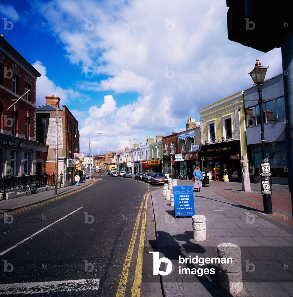 Main Street,Blackrock,Co Dublin,Ireland;Streetscape (photo)