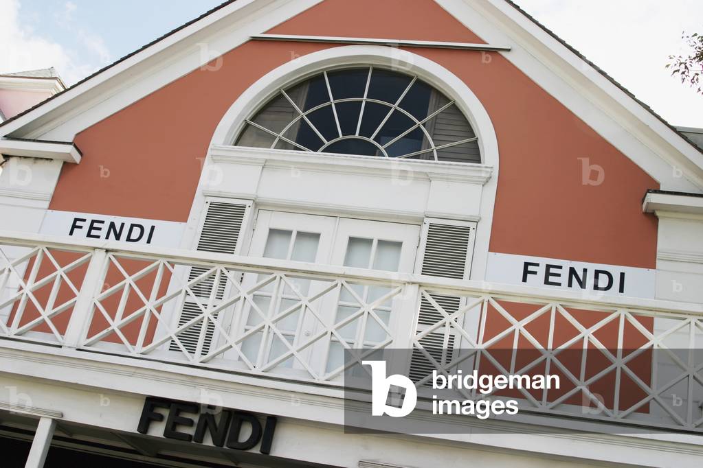 Fendi Store (photo)