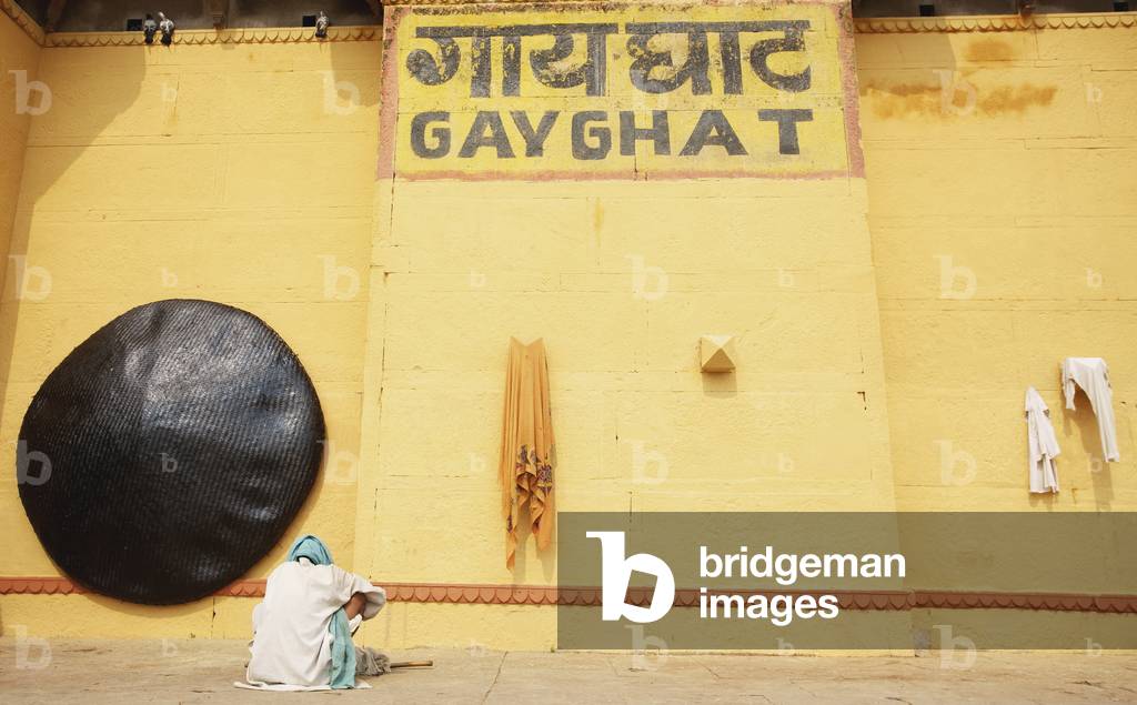 Gay ghat on the ganges, Varanasi, India (photo)