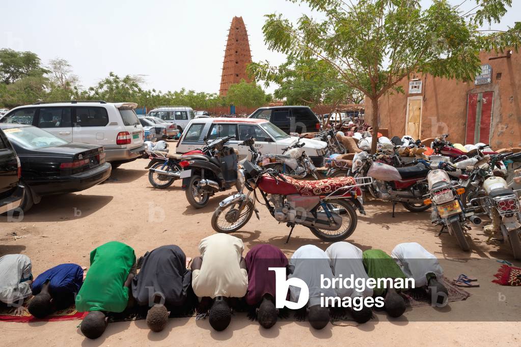Mosque, Niger (photo)