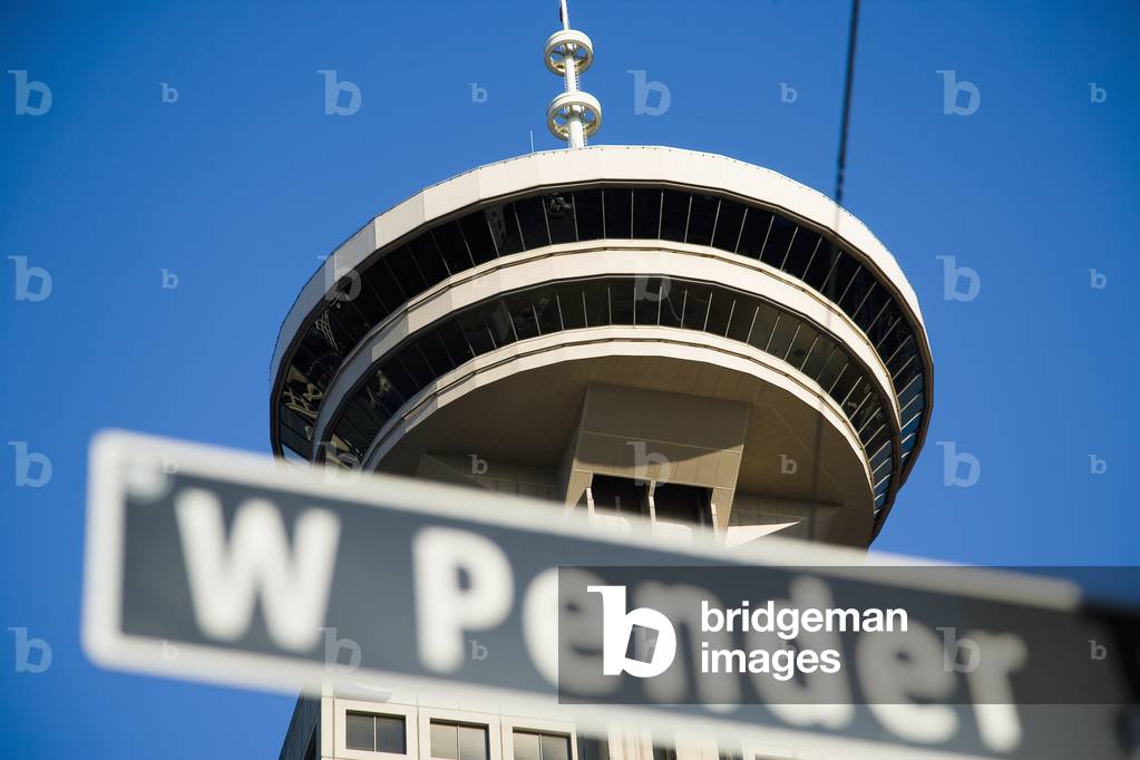Harbor Centre Building, Local Landmark, Sign For W Pender Street, Vancouver, British Columbia, Canada (photo)