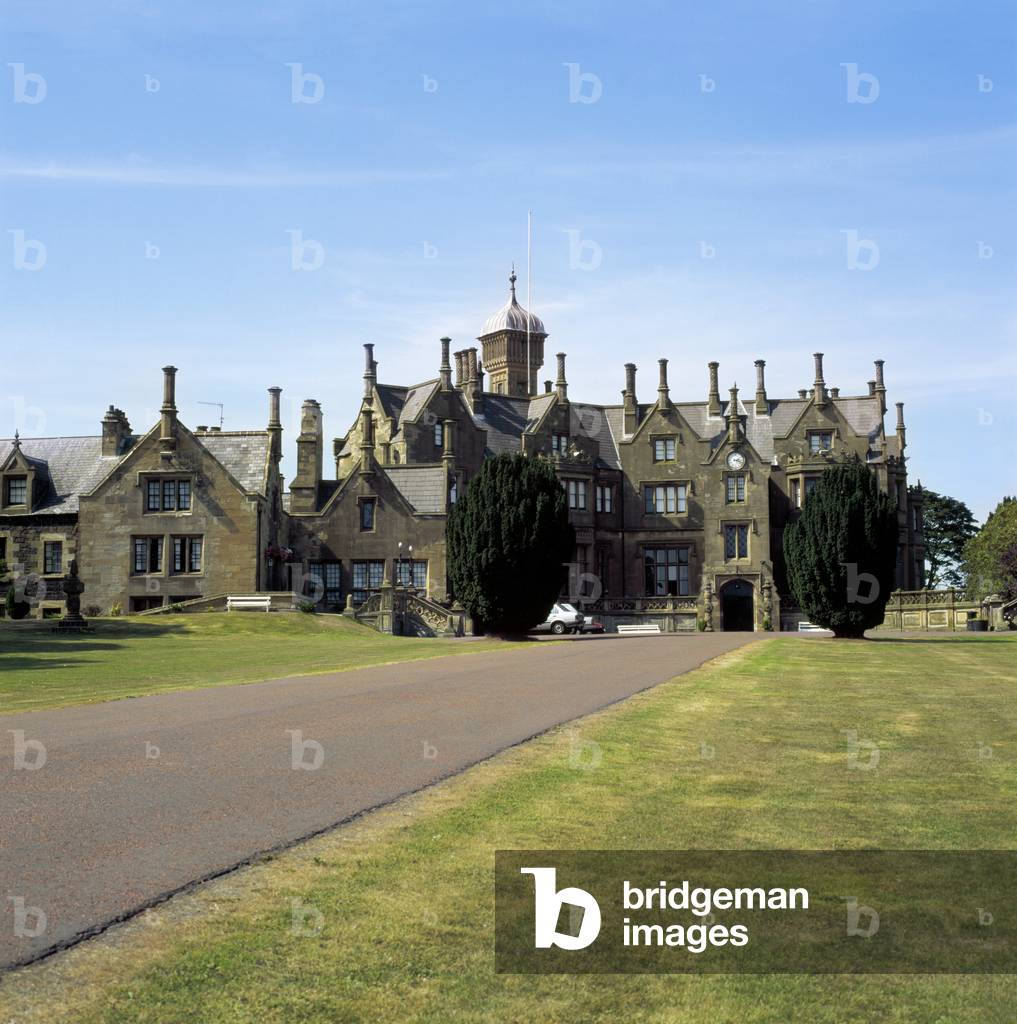 Lurgan, Co Armagh, Northern Ireland, Browlow House (photo)