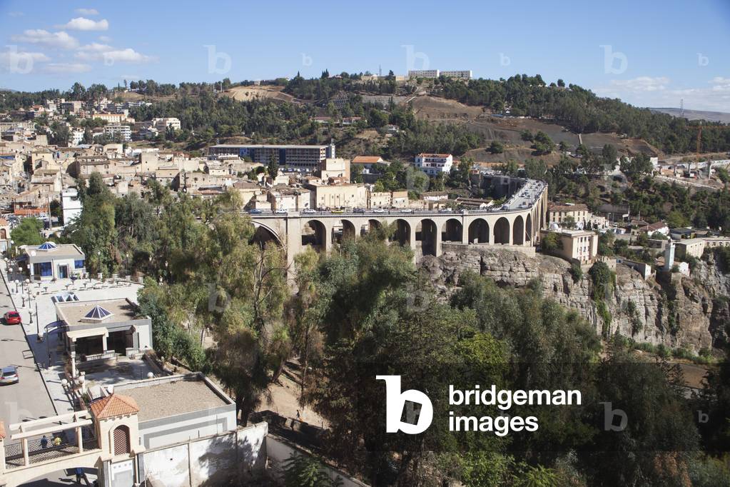 Sidi Rached Bridge over Oued Rhumel gorge, viewed from Grand Hotel Cirta, Constantine, Algeria (photo)