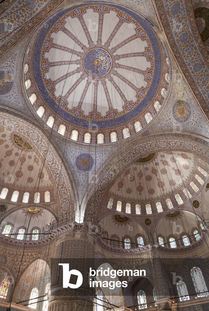 Interior of the Blue Mosque, Istanbul, Turkey (photo)