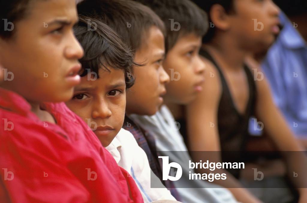 Row of Young Boys, Tegucigalpa, Honduras (photo)