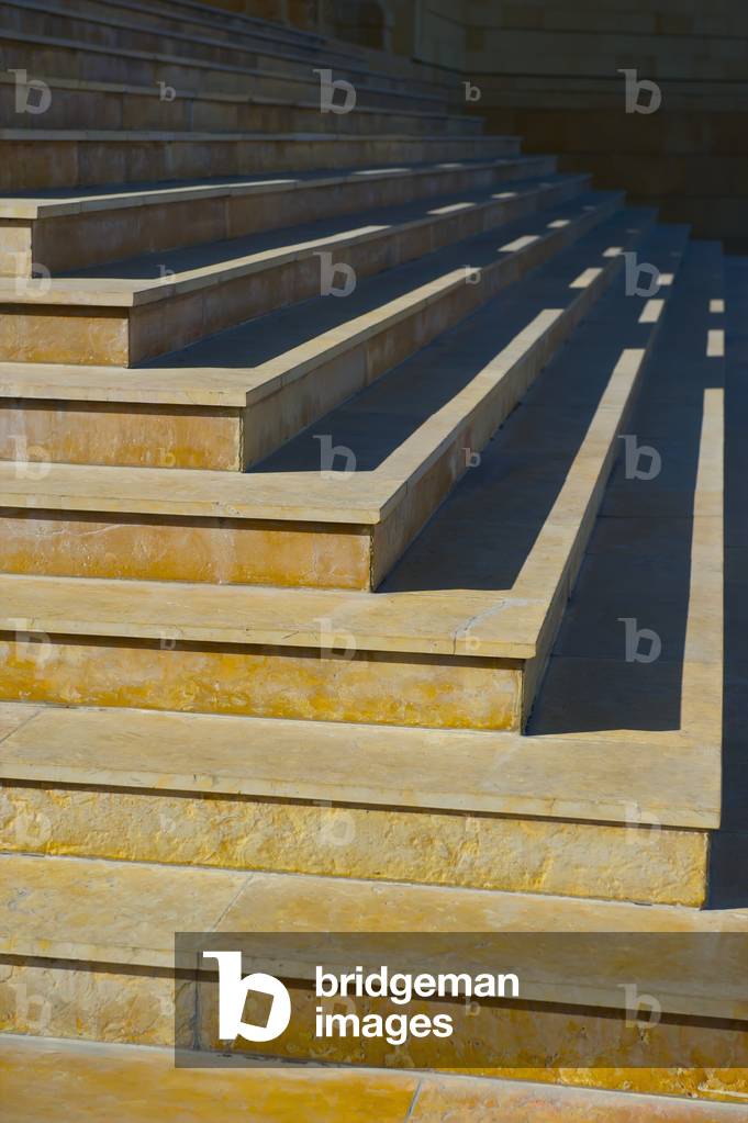 Corner of steps, Beirut, Lebanon (photo)