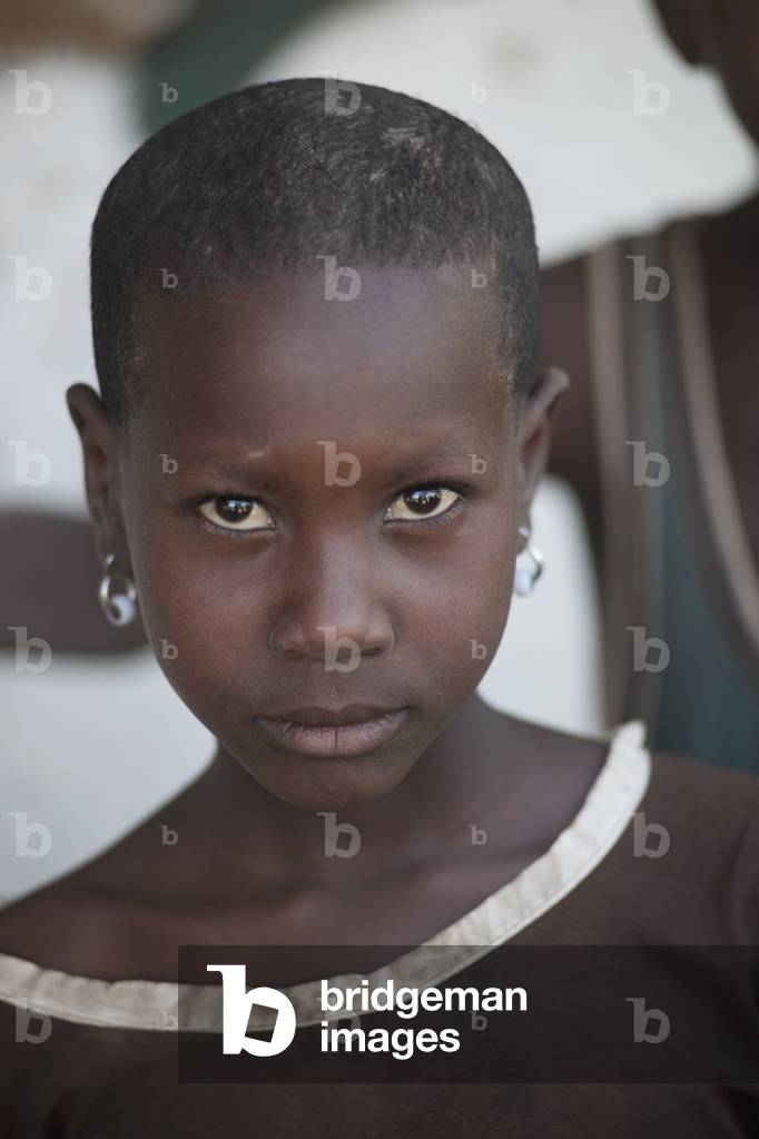 Maasai Girl, Kenya, Africa (photo)